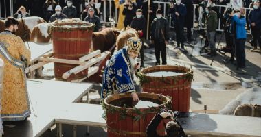 Stire din Cultură-Educație : Tradiții din ajun de Bobotează