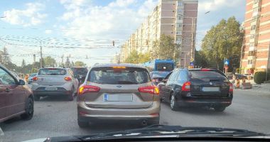 Trafic rutier de coşmar, la Constanţa - blocaje, şantiere şi înjurături! Ce-i de făcut? - 2
