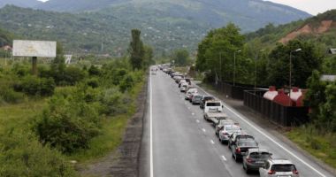 Stire din Social : Aglomeraţie pe Valea Prahovei, pe sensul spre Capitală! Rutele alternative recomadate de Poliţie