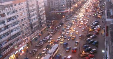 Stire din Eveniment : Mergeți cu mașina în București? Ce spune Firea despre VINIETA aferentă
