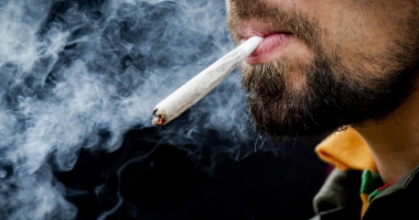 Stire din Eveniment : Traficanți de droguri prinși în flagrant pe raza municipiului Constanța