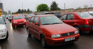 GALERIE FOTO. Atenție, șoferi! TRAFIC AGLOMERAT în zona Cimitirului Central - 5