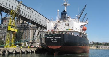 Stire din Economie : Porturile maritime românești au ratat de puțin ținta de trafic, pe 2017