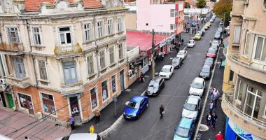 Stire din Eveniment : Trafic resistematizat, în zona Piaței Griviței