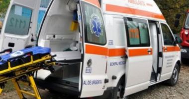 Stire din Actualitate : Tragedie pe o șosea din România: Șoferul unui microbuz plin cu pasageri a murit la volan