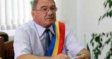 Traian Cristea, edilul care a condus Costineștiul timp de două decenii, împlinește 80 de ani