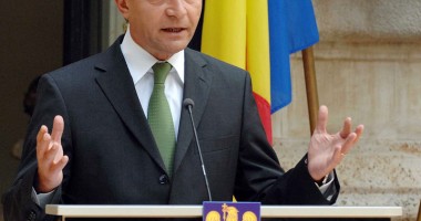 Stire din Politică-Administrație : Președintele Traian Băsescu se întâlnește astăzi cu secretarul general al NATO