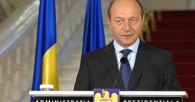Stire din Politică-Administrație : Traian Băsescu va testa un premier tehnocrat