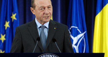 Stire din Politică-Administrație : Traian Băsescu: Am aprobat cererea privind începerea urmăririi penale în cazul celor cinci foști miniștri