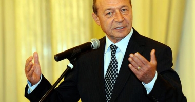 Stire din Politică-Administrație : Traian Băsescu vine la Neptun pentru a le vorbi tinerilor din PMP