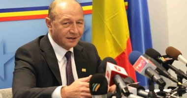 Stire din Politică-Administrație : Băsescu: Președintele Ianukovici și-a ținut cuvântul în privința drepturilor românilor din Ucraina
