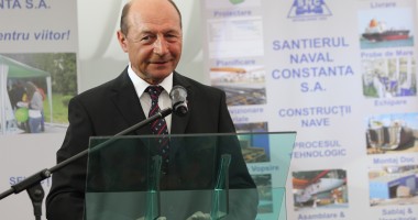 Stire din Politică-Administrație : Proiectul de revizuire a Constituției, inițiat de Traian Băsescu, va fi dezbătut de plen