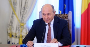 Stire din Politică-Administrație : Președintele Băsescu participă la bilanțul SIE