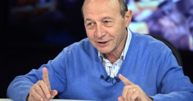 Stire din Politică-Administrație : Traian Băsescu, mesaj după mișcarea lui Iohannis
