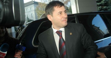 Stire din Eveniment : Ministrul Traian Igaș, în vizită de lucru, alături de prefectul Palaz