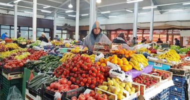 Stire din Economie : Trăim în vremuri asasine! Alimentele se scumpesc în draci!