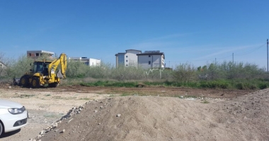 Stire din Monden : Trăistariu își construiește hotel la Năvodari