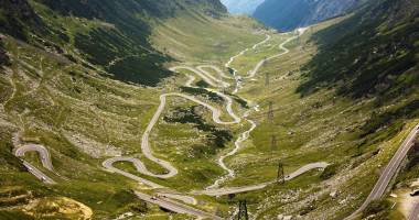 Stire din Eveniment : Informația zilei despre TRANSFĂGĂRĂȘAN