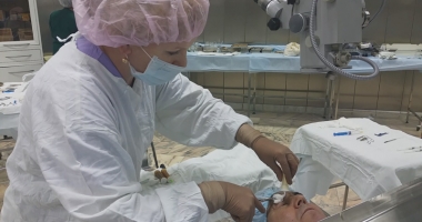 Stire din Sănătate : Transplantul de cornee, o problemă pentru pacienți. "Ani de zile pe liste de așteptare și costuri uriașe"