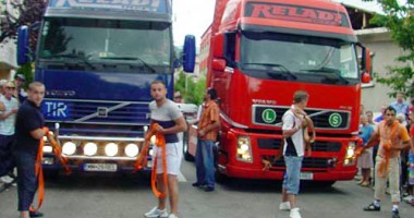 Stire din Economie : Ajutorul de stat pentru transportatori stârnește valuri de critici