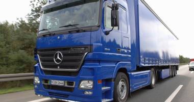 Stire din Eveniment : Transportatorii rutieri  se alătură protestului  împotriva modificărilor poliței RCA