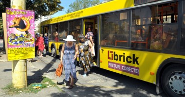 Stire din Social : Transport în comun gratuit pentru toți vârstnicii cu pensii de maximum 1.000 de lei