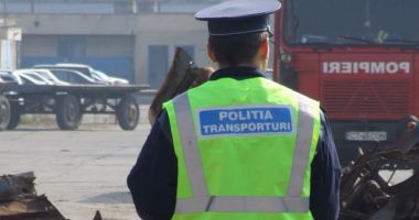 HOȚI PRINȘI ÎN FLAGRANT! Tone de grâu, furate dintr-un tren