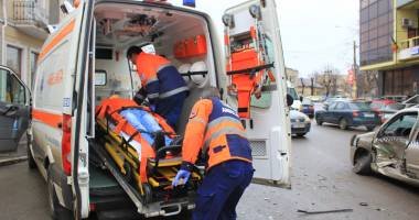 Stire din Eveniment : Traseu de coșmar, la ieșire din Constanța! Doi morți și mai mulți răniți