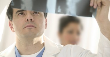 Stire din Sănătate : Costurile tratamentelor pentru tuberculoză, la un prag uriaș