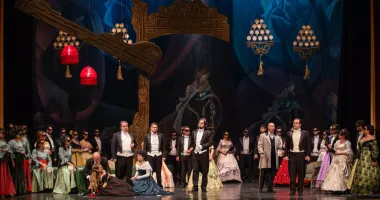 „Traviata” încheie stagiunea Teatrului „Oleg Danovski” cu casa închisă
