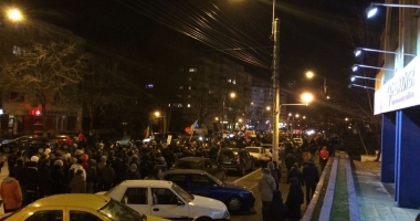 A ȘASEA ZI DE PROTESTE LA CONSTANȚA / Mii de oameni cer plecarea Guvernului Grindeanu / Galerie foto-video - 24