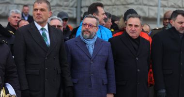 Galerie FOTO. Constanţa a sărbătorit Ziua Unirii Principatelor Române, în Piaţa Ovidiu - 10