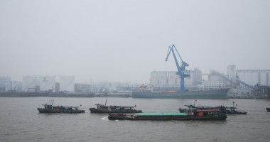 Stire din Economie : Trei marinari dispăruți, în urma scufundării unei nave în China