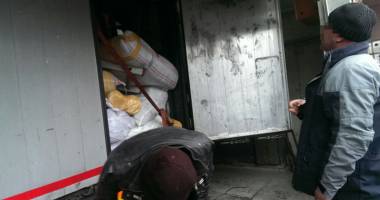 Stire din Eveniment : Trei pakistanezi ascunși într-un tir, identificați la Negru Vodă