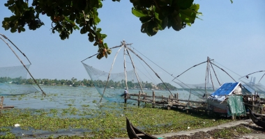 Stire din Actualitate : Trei pescari dispăruți în atentatele din Mumbai, declarați morți după opt ani