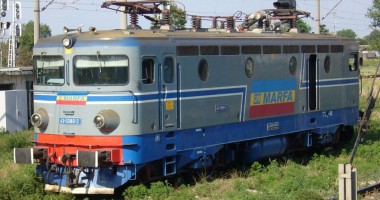 Stire din Economie : 12 companii sunt interesate de privatizarea CFR Marfă