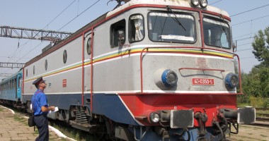 Stire din Economie : Negocierile salariale de la Căile Ferate nu merg ca pe șine