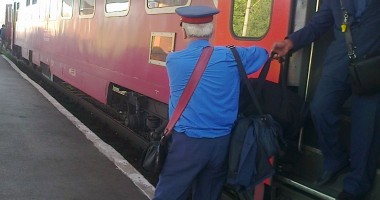 Stire din Economie : Pelerinaj la Sfânta Parascheva. Se anunță aglomerație mare în trenurile care merg spre Iași