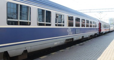 Stire din Social : Canicula întârzie trenurile