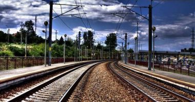 Doi români au fost arestați, după ce au blocat un tren, în Italia. De ce au făcut scandal
