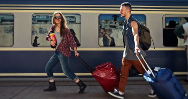 Stire din Social : Senatul a decis: studenții vor circula gratuit cu trenul, indiferent de vârstă