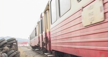 Stire din Eveniment : Accident feroviar: un mort și doi răniți