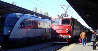 Stire din Diverse : Trenurile de pe linia Constanța-București, întârzieri mari din cauza furturilor