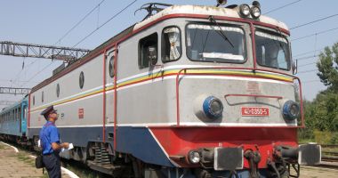 Stire din Economie : "Trenurile merg mai încet decât în secolul XIX"