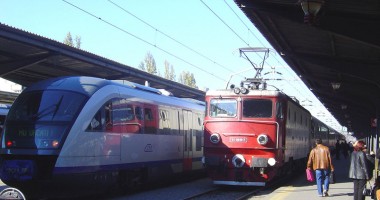 Stire din Economie : Trenuri suplimentare spre și dinspre litoral