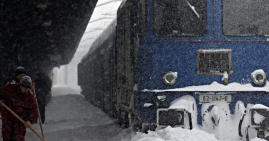 Stire din Social : Circulația feroviară între Brașov și Predeal, ÎNCHISĂ