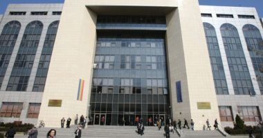 Bărbat decedat după ce a căzut în gol la Tribunalul București - 1