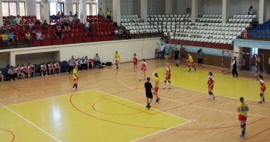 Tricolorele și-au adjudecat Trofeul  Carpați. "Suntem pe drumul cel bun!" - 2