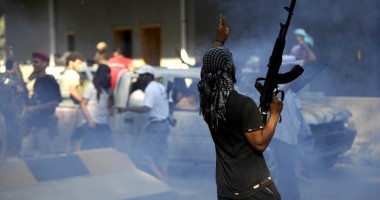 Stire din Actualitate : Asaltul final asupra lui Gaddafi
