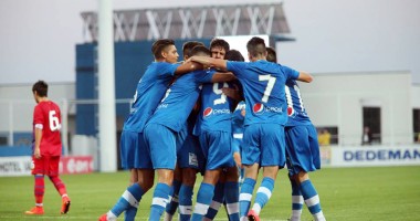 Trofeul "Talent Cup",  câștigat de Academia Hagi - 2